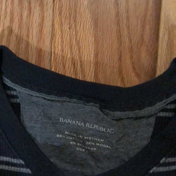 banana republic sweater - Picture 2 of 2